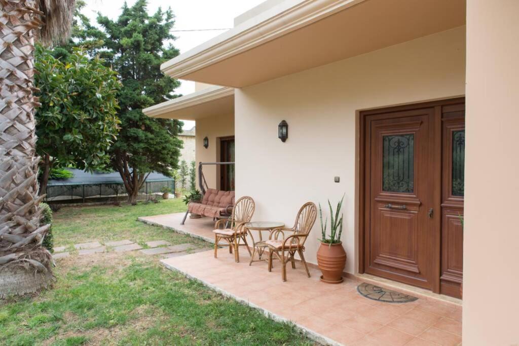 Heraklion Comfy House With Mountain View Zewnętrze zdjęcie
